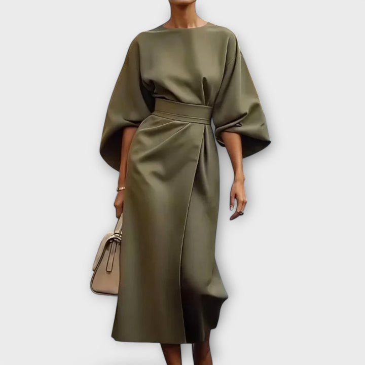 Marijke - Elegant dress with sleeves