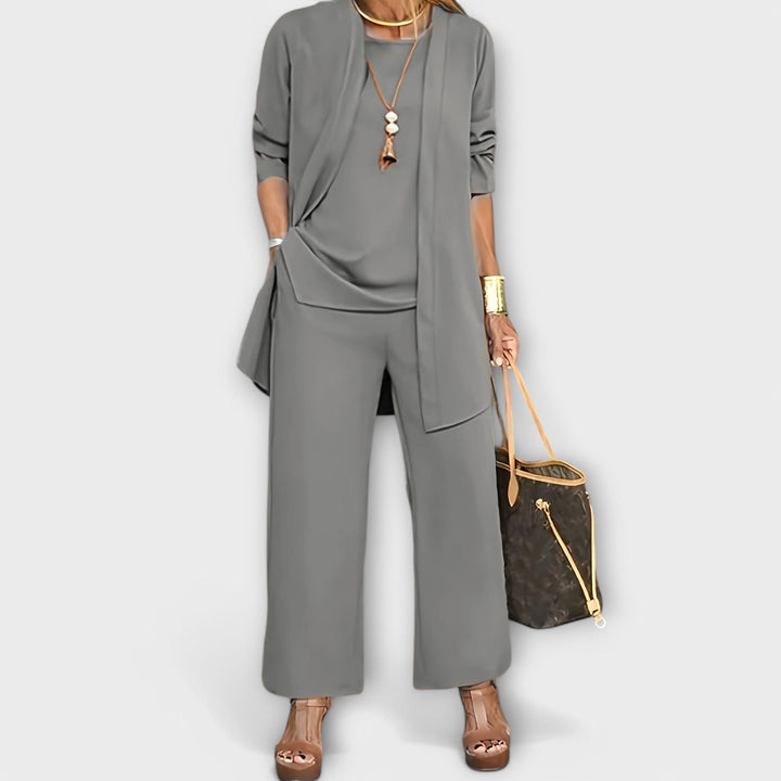 Set of 3 Fashion Pieces