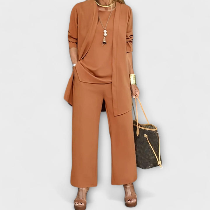 Set of 3 Fashion Pieces