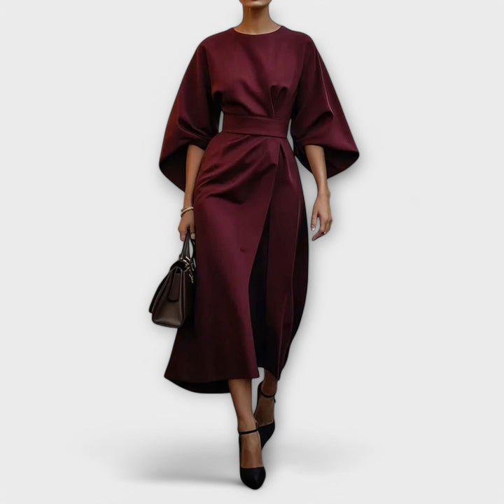 Marijke - Elegant dress with sleeves